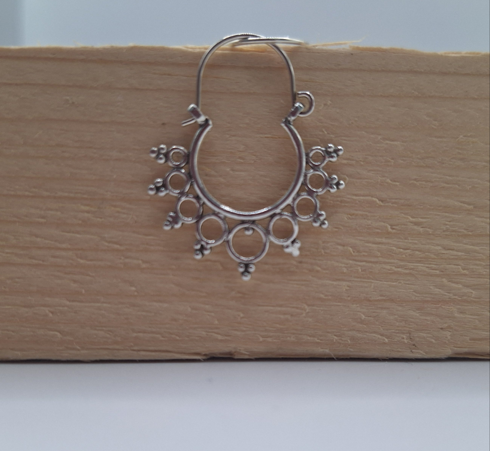 Pendientes Aravinda