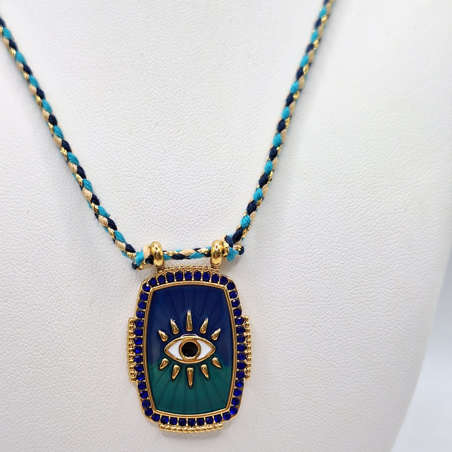 Collar AMULETO